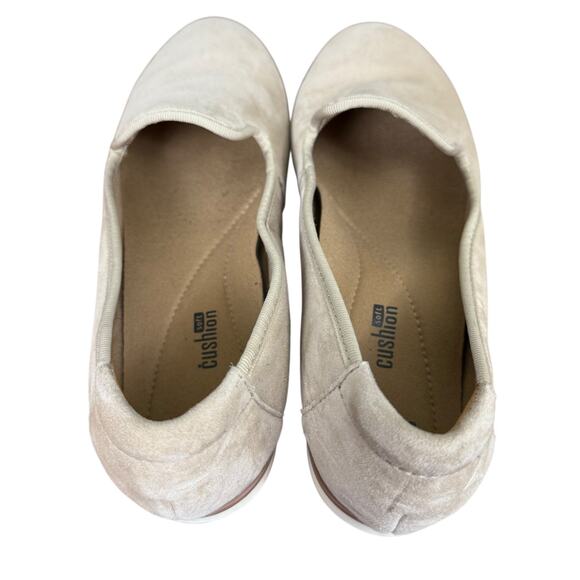 Clarks Serena Brynn Womens Suede Slip On Comfort Shoes Loafers Beige sz 7.5 M - Picture 10 of 16